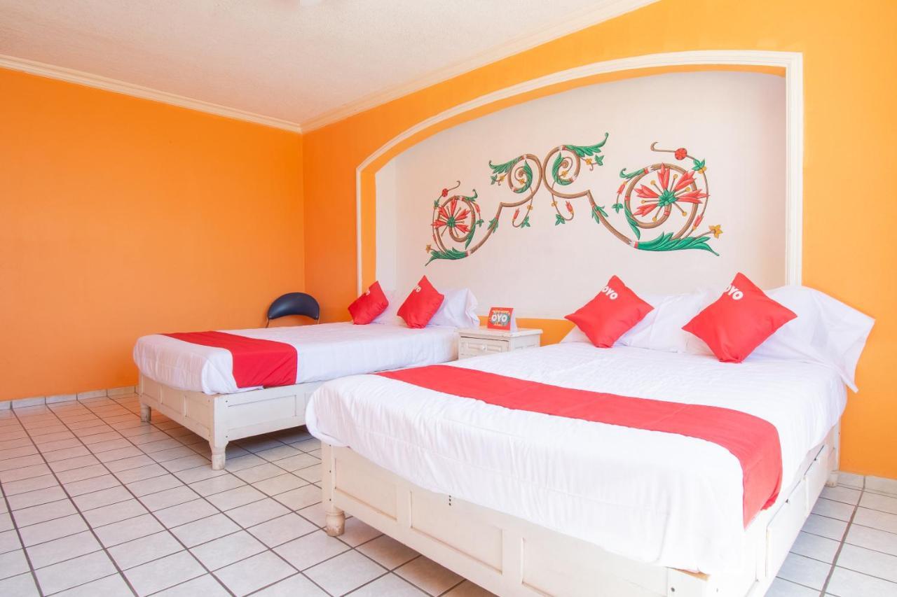 Oyo Hotel Casino Del Valle, Matehuala Ngoại thất bức ảnh