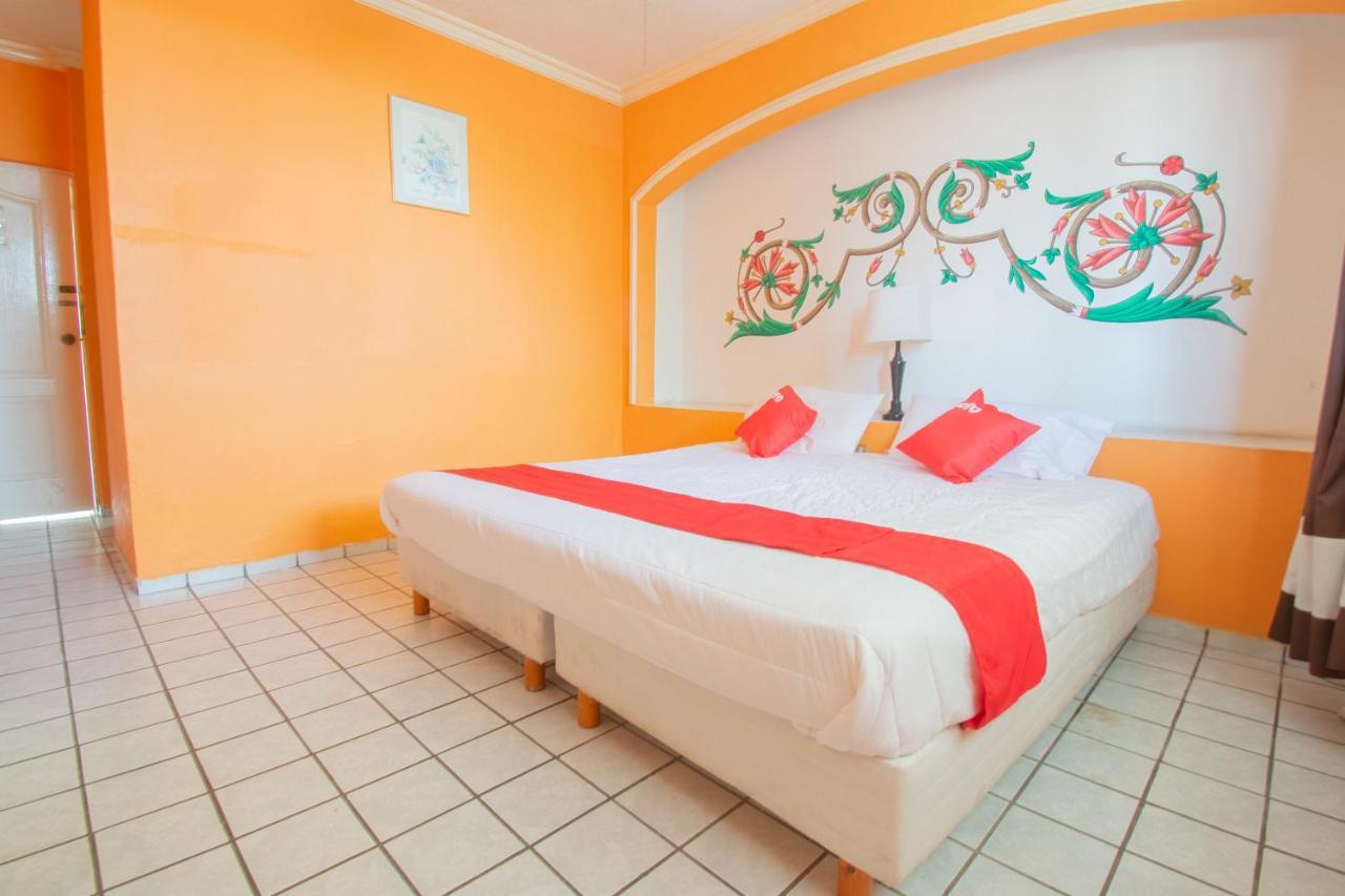 Oyo Hotel Casino Del Valle, Matehuala Ngoại thất bức ảnh