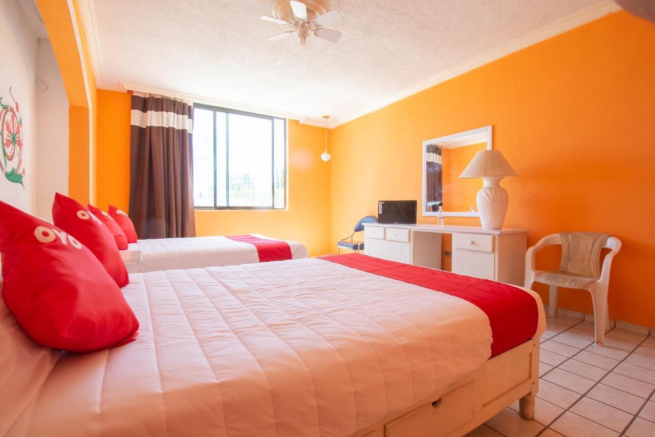 Oyo Hotel Casino Del Valle, Matehuala Ngoại thất bức ảnh